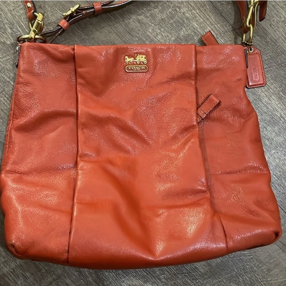 Authentic Coach Orange Satchel with Gold Hardware - Picture 4 of 14
